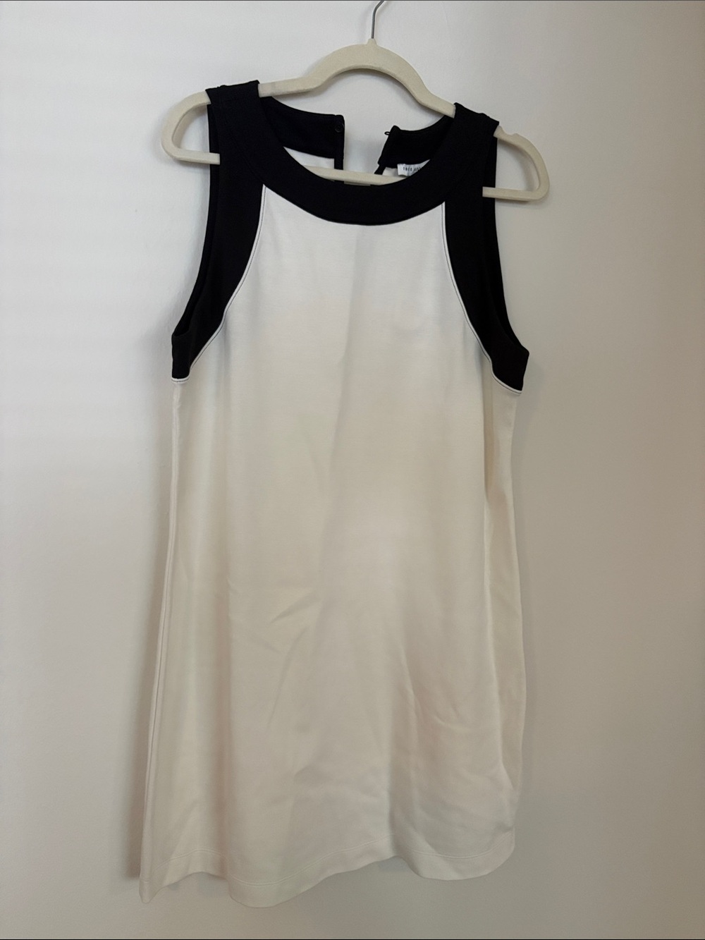 Sleeveless Black & White Shift Dress